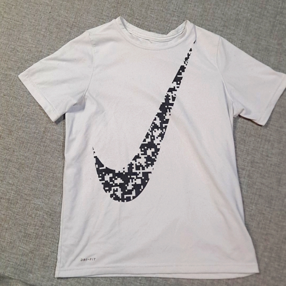 Nike Dri Fit Tee White Y LG